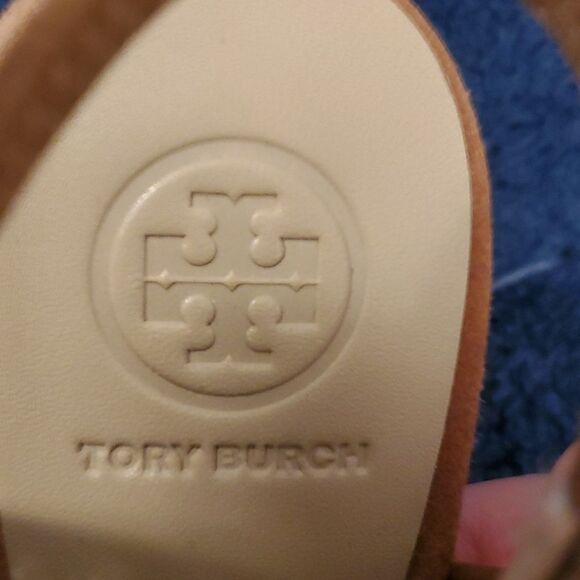 Tory Burch Heels 7.5M  - Picture 5 of 10